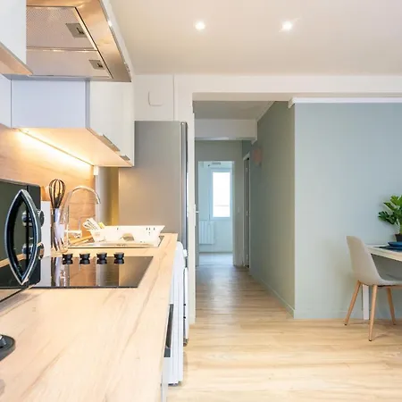 Апартаменты Le Classique - Elegant & Lumineux En Centre-ville *